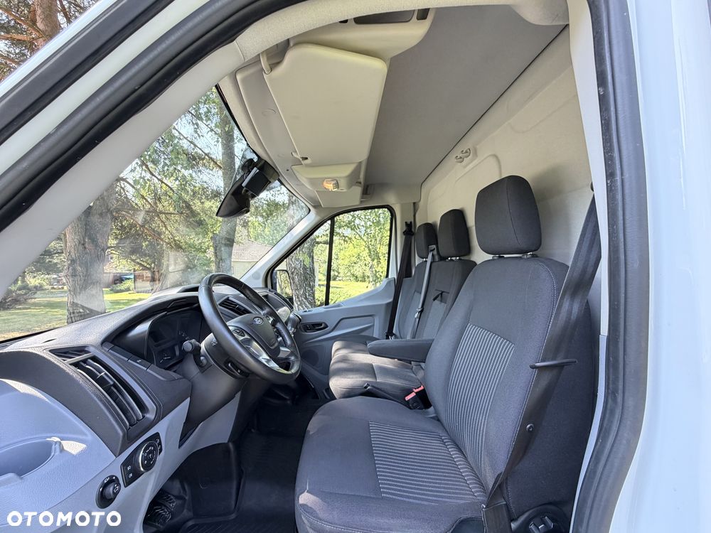 Ford Transit - 15