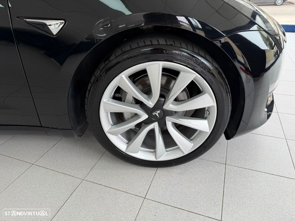 Tesla Model 3 Performance Dual Motor AWD - 18