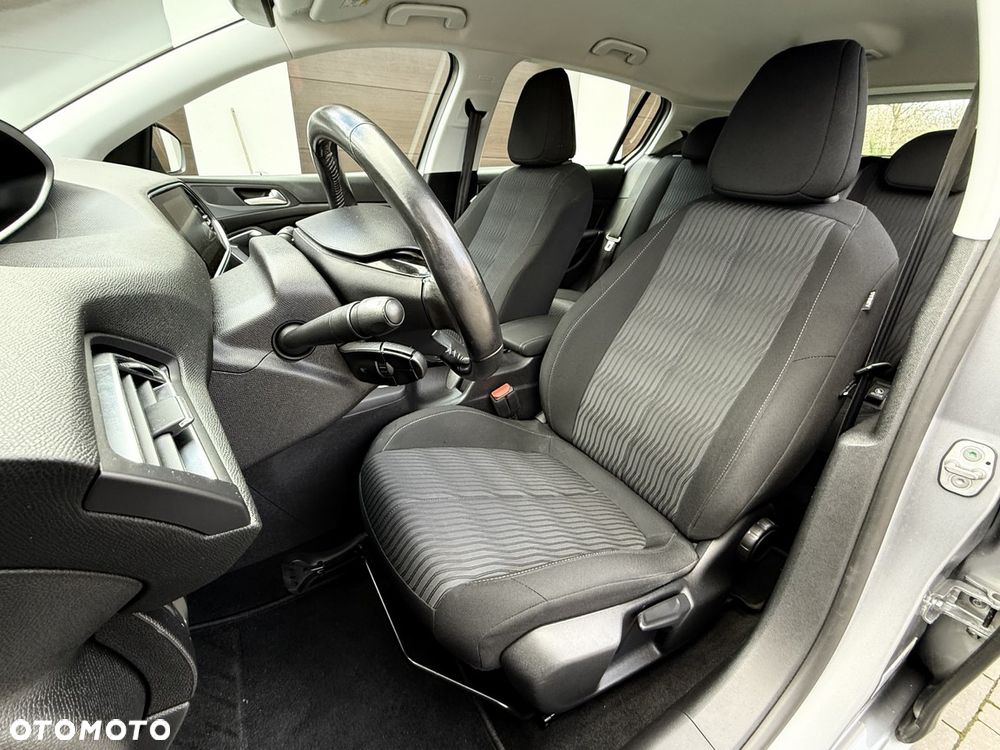 Peugeot 308 125 THP Active - 15