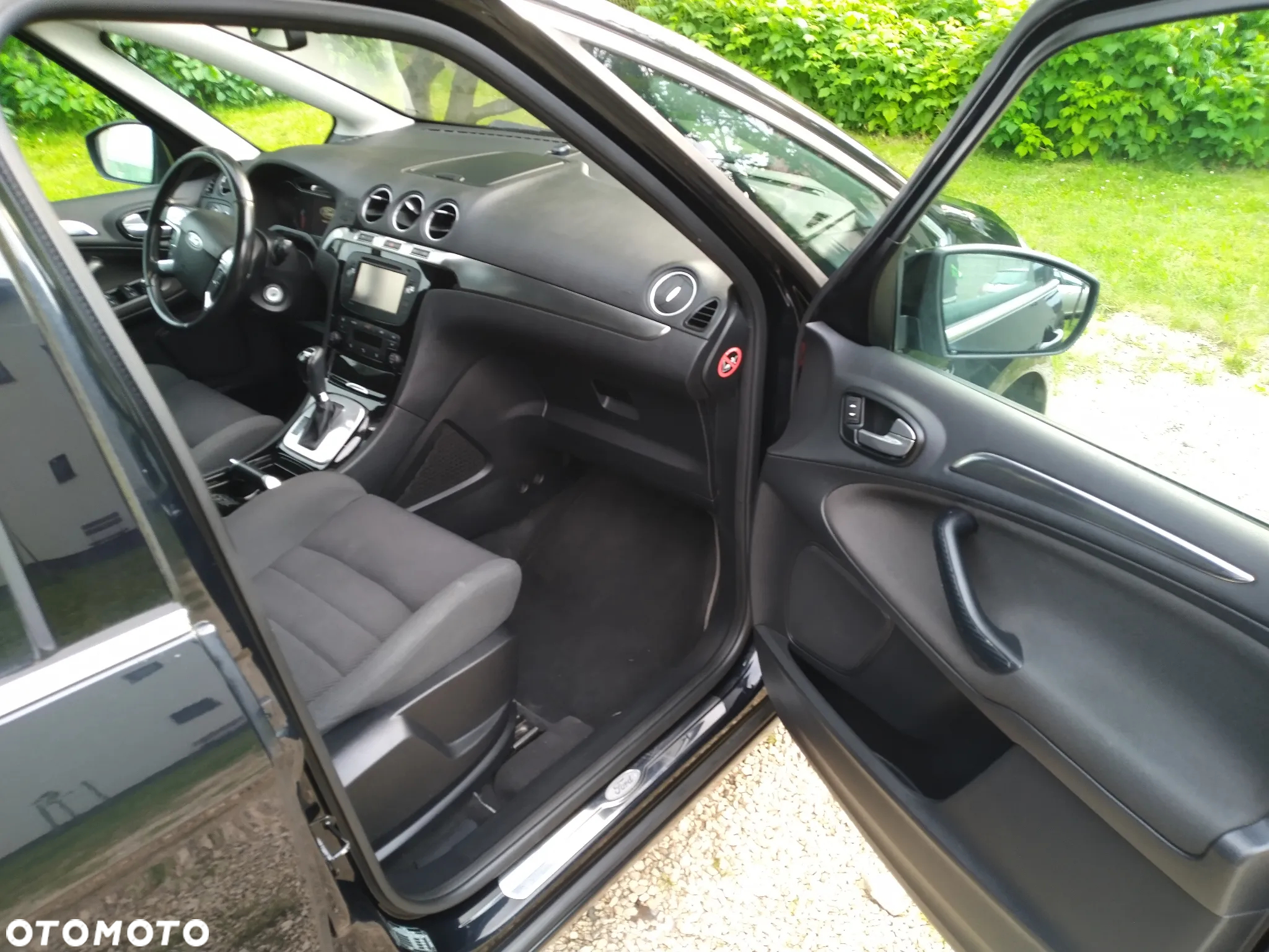 Ford S-Max - 8