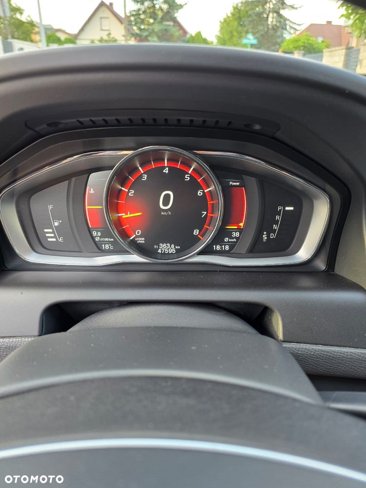 Volvo XC 60 T5 Geartronic Momentum - 8