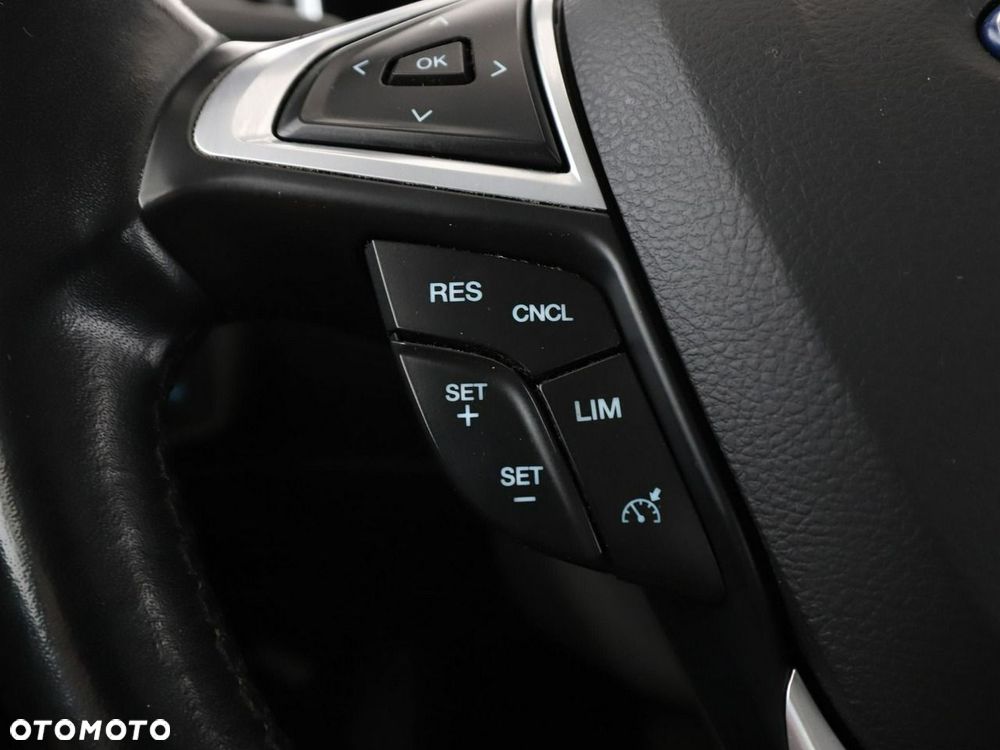 Ford Mondeo 2.0 EcoBlue Titanium - 32