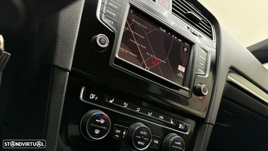 VW Golf GTI Performance BlueMotion DSG - 12