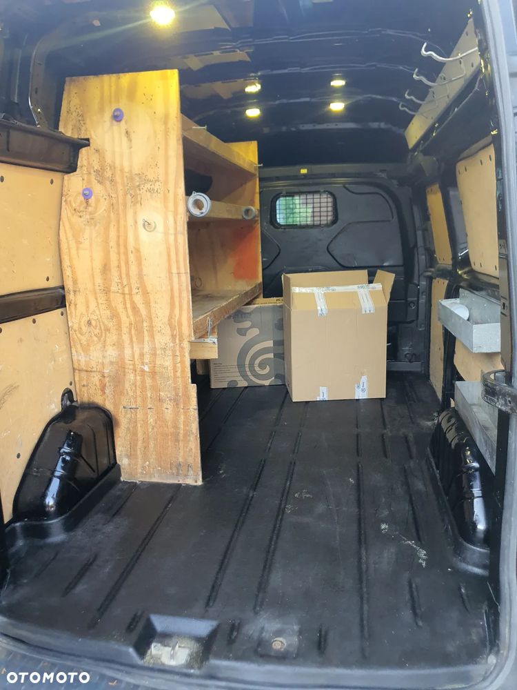 Ford TRANSIT CUSTOM - 15