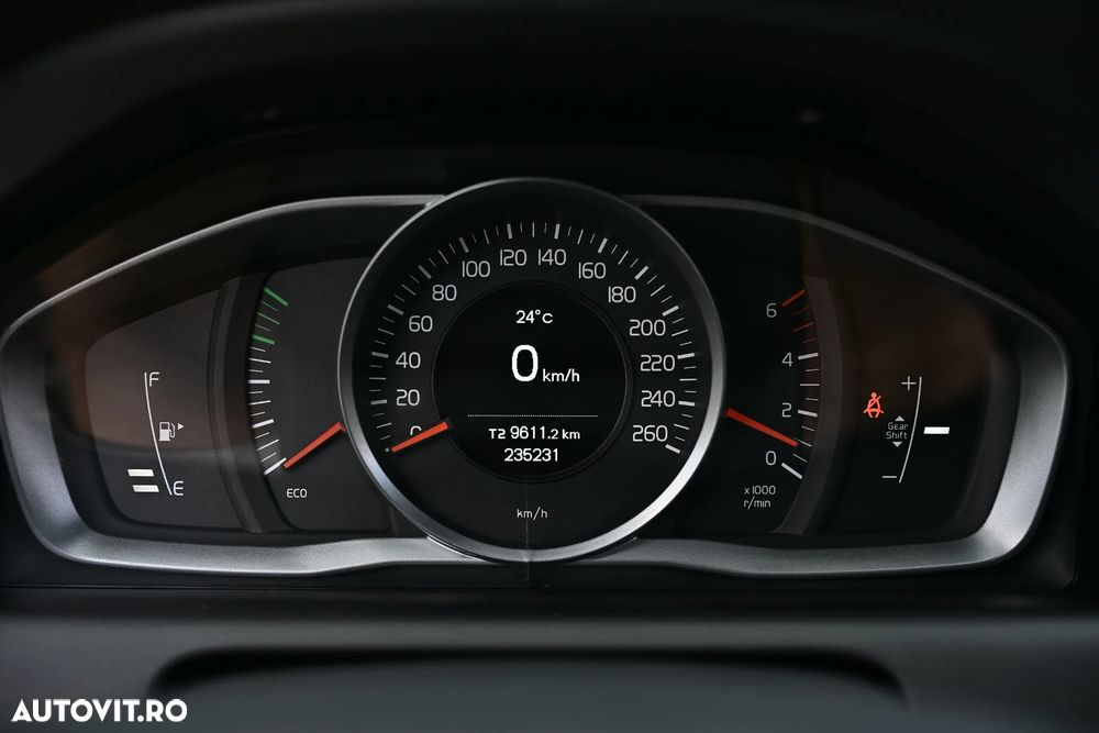 VOLVO XC60 2014 — imagine 39