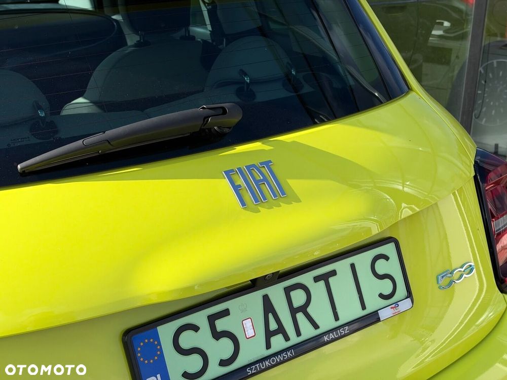 Fiat 500 2024