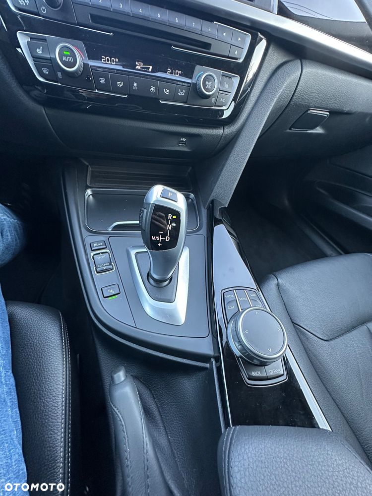 BMW 3GT 320d xDrive Luxury Line - 9