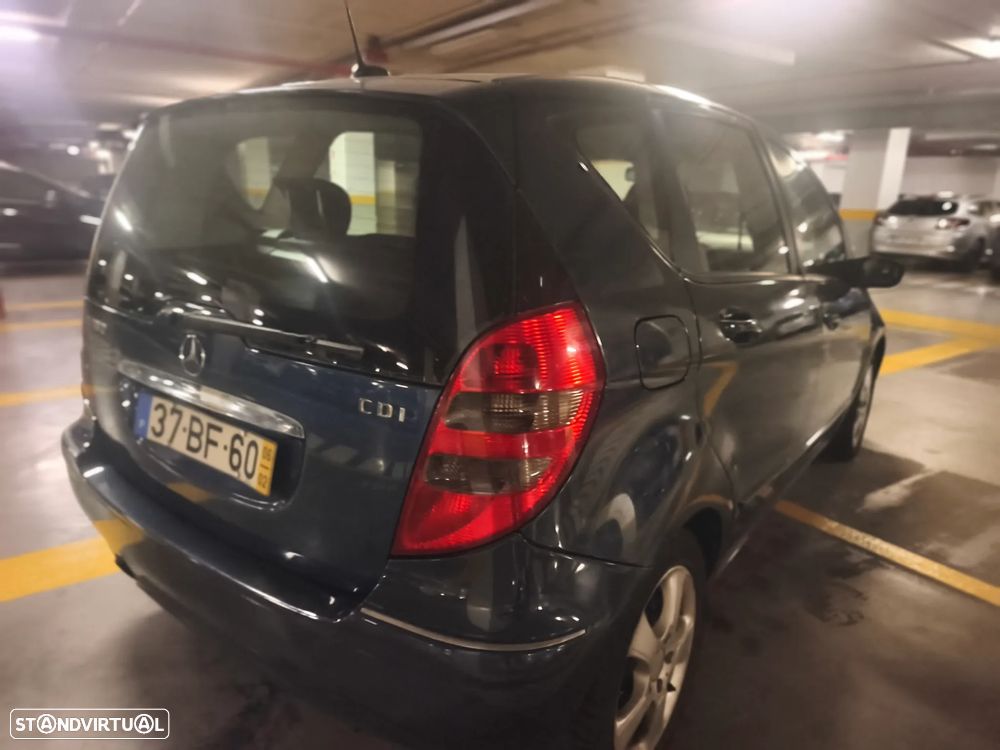 Mercedes-Benz A 180 - 30