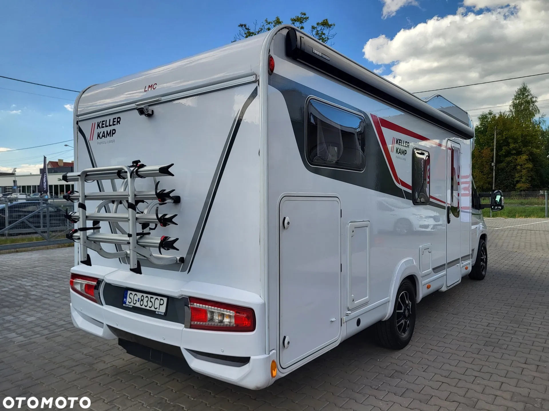 LMC Tourer Lift H730G - Kampery 4-osobowy - 9