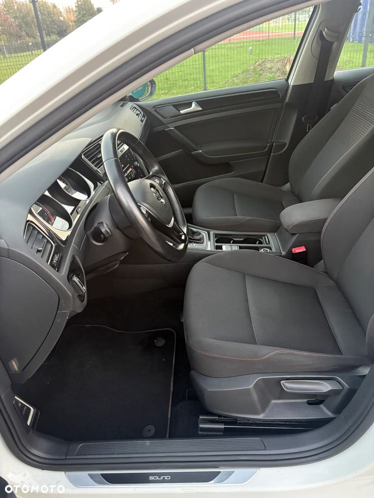 Volkswagen Golf 1.4 TSI DSG Sound - 15