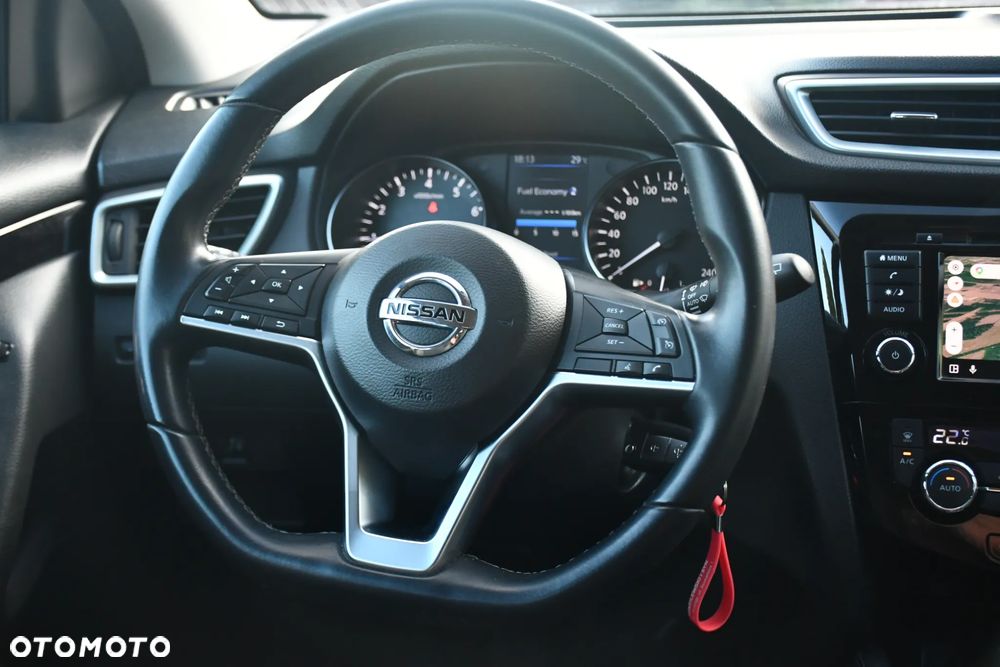 Nissan Qashqai 1.3 DIG-T N-Connecta - 23