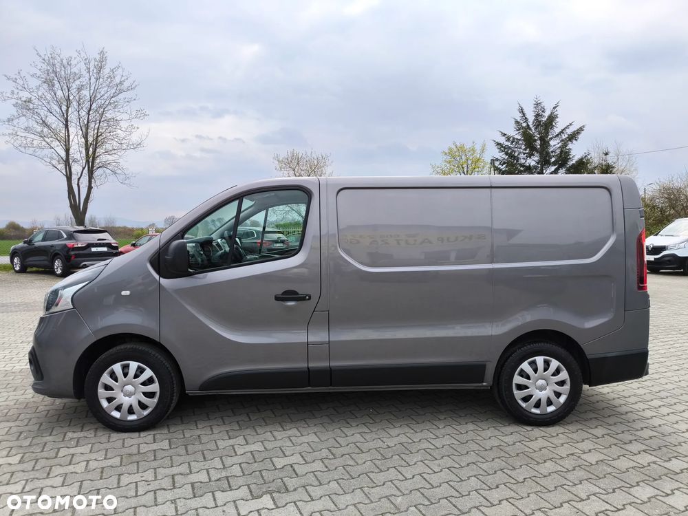 Renault Trafic - 2