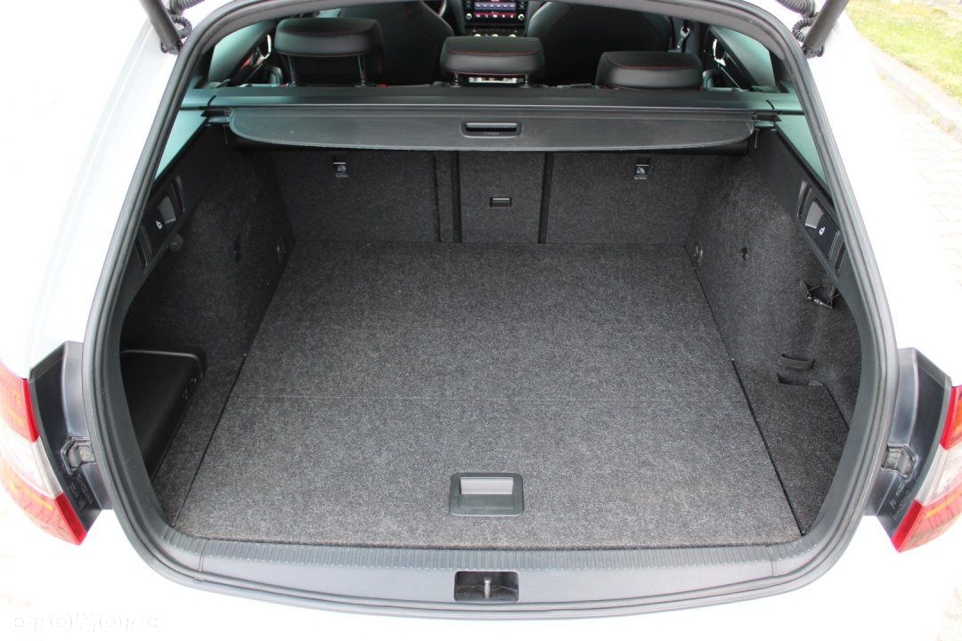Skoda Octavia - 16