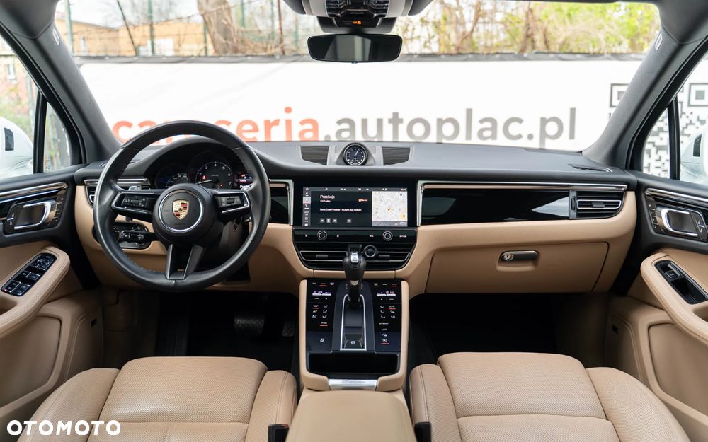 Porsche Macan T - 21