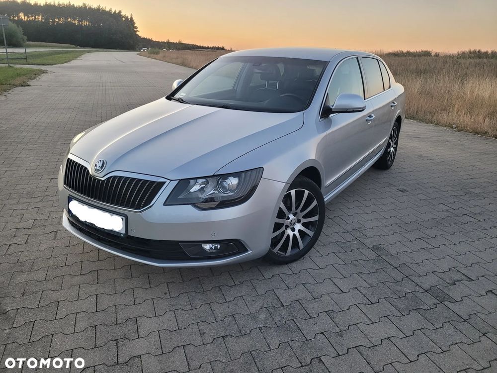 Skoda Superb 2.0 TDI Business - 1