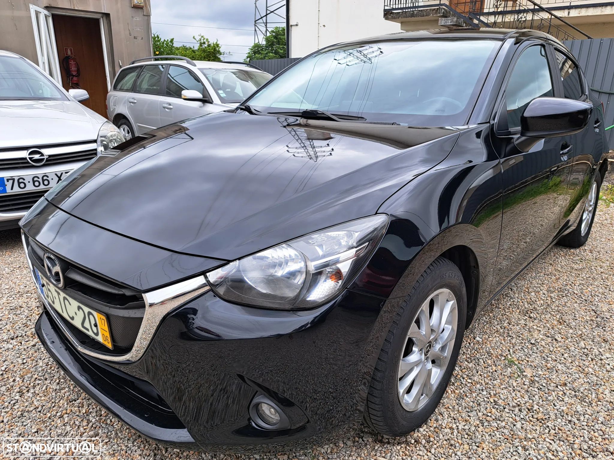 Mazda 2 1.5 Sky.Excellence Pack HS Navi - 1