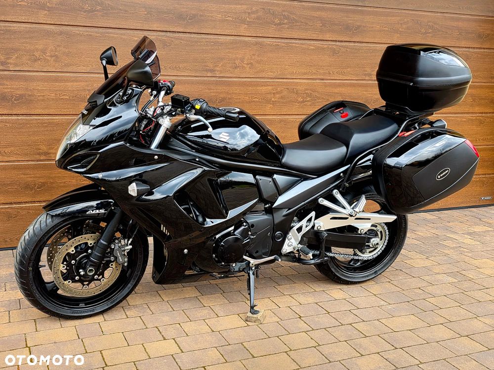 Suzuki GSX - 1