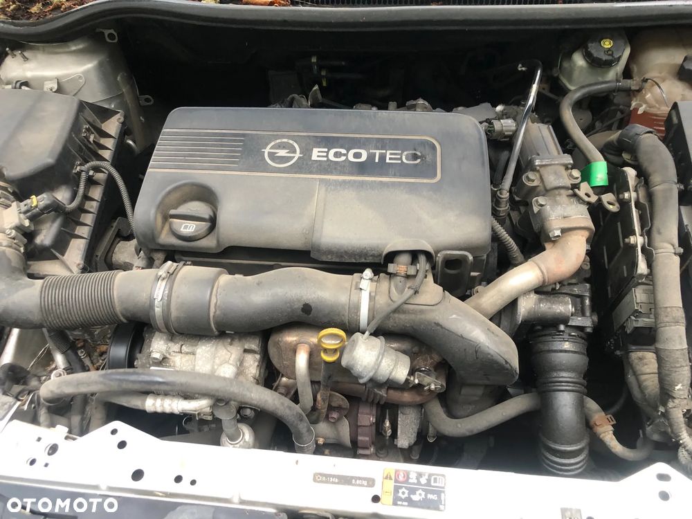 Opel Astra 1.7 CDTI DPF Cosmo - 11