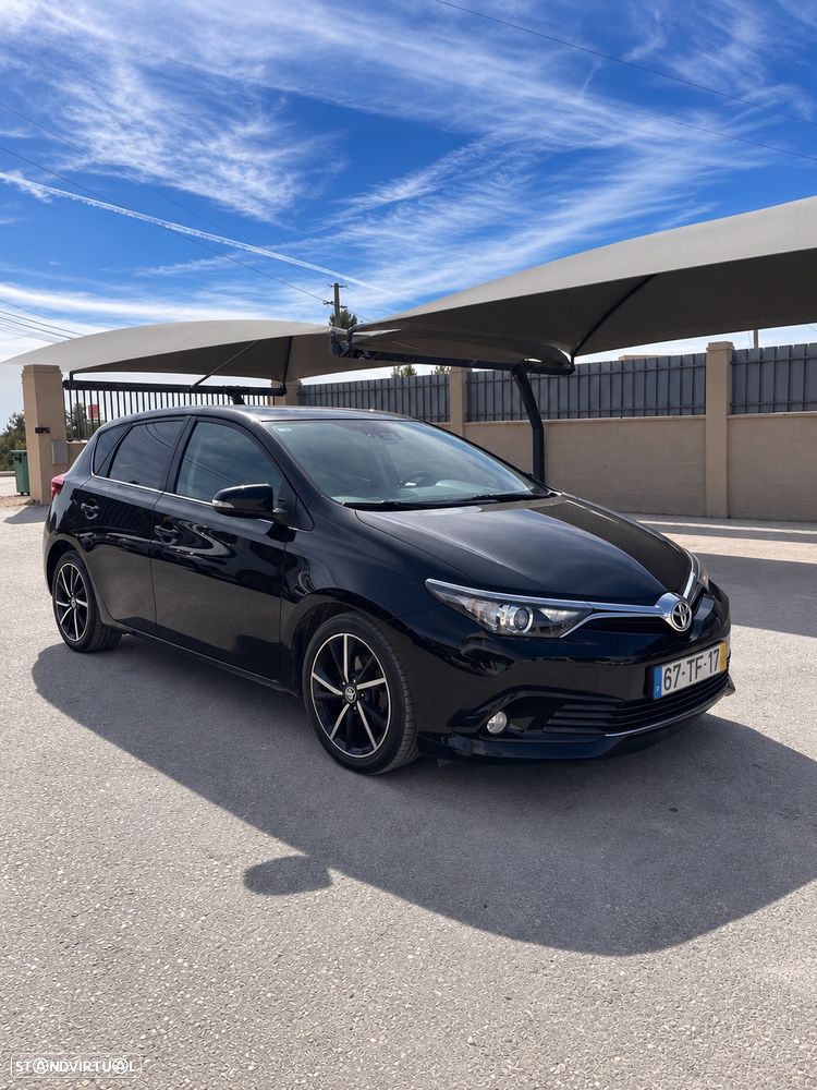 Toyota Auris 2017 photo 3