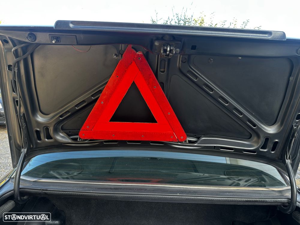 Mercedes-Benz W201 (1982-1993) 190 D 2.0 - 38