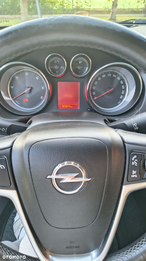 Opel Insignia 2.0 CDTI Design Edition - 3