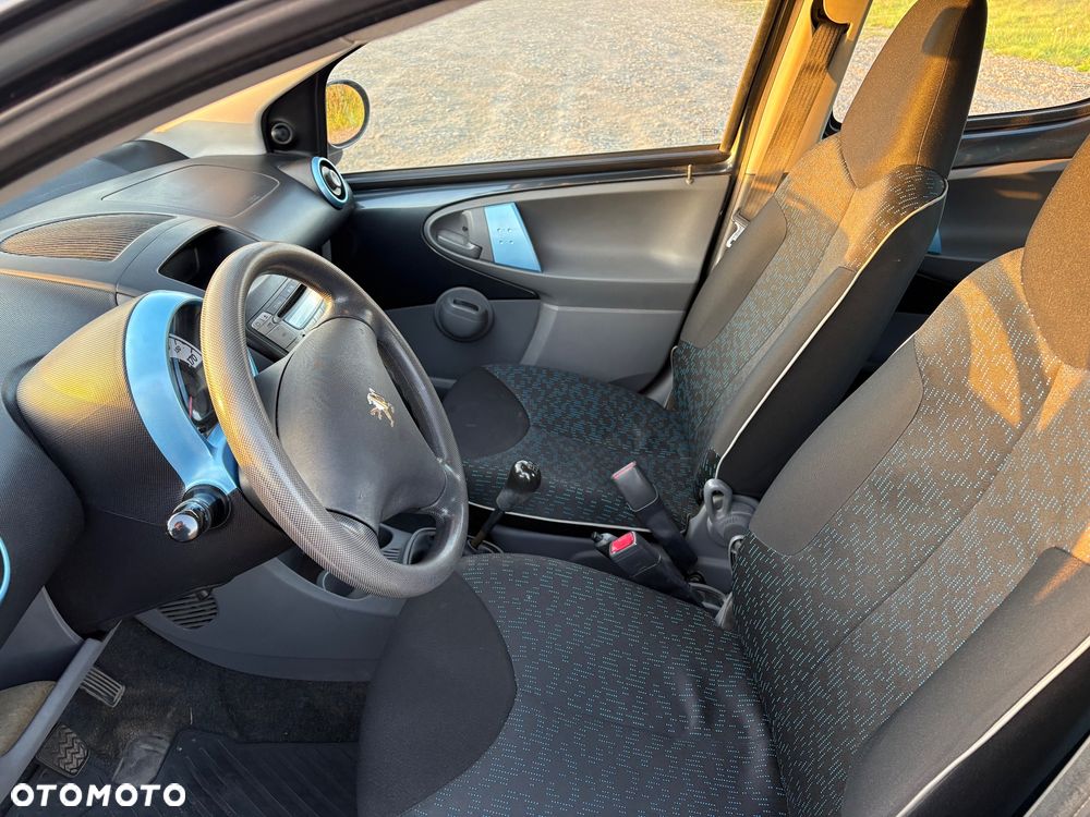 Peugeot 107 1.0 Urban Move - 14