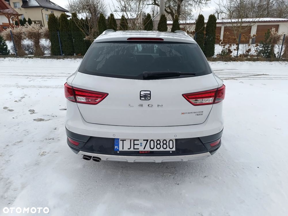 Seat Leon 2.0 TDI DPF FR - 9