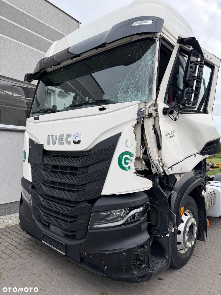 Iveco S-WAY 490 Magirus - 8