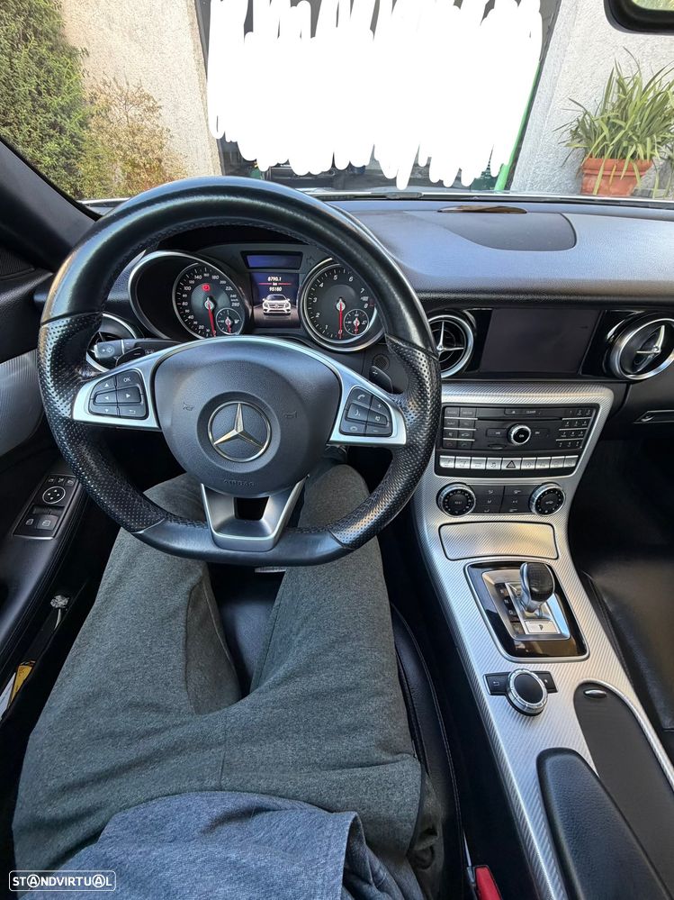 Mercedes-Benz SLC 200 - 12