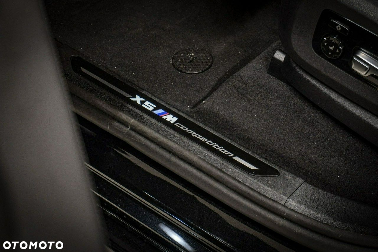 BMW X5 M Competition - 14