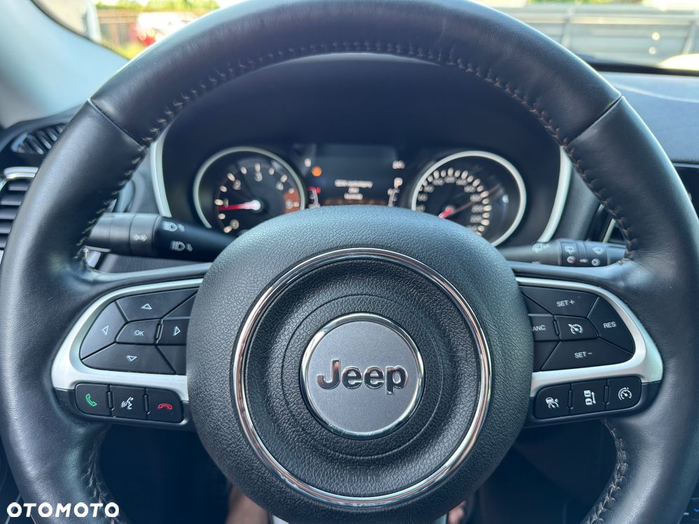Jeep Compass 2.0 MJD Limited 4WD S&S - 33