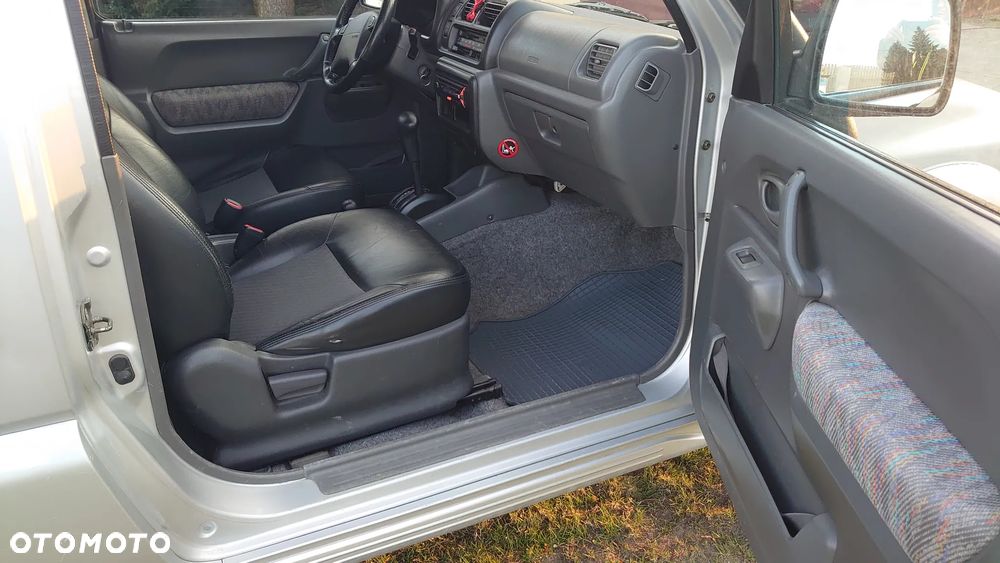 Suzuki Jimny - 11