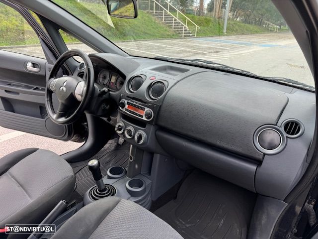 Mitsubishi Colt 1.1 Invite JLL - 6