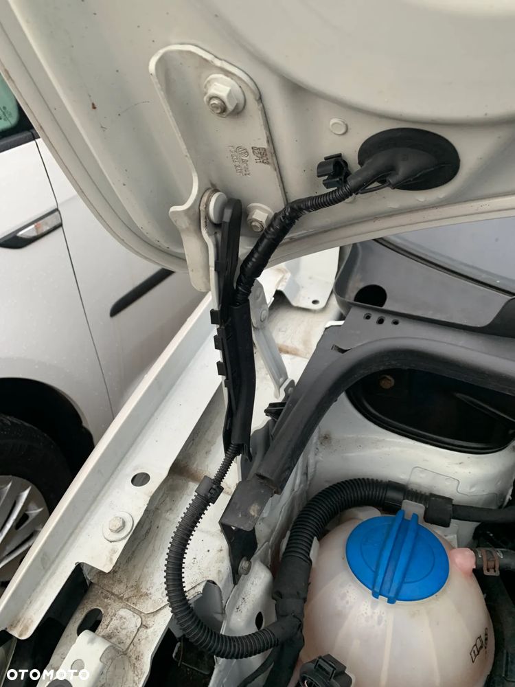 Volkswagen CADDY L1 1.6 TDI 102KM Boczne drzwi przesuwne, Tylne drzwi skrzydłowe, Homologacja cięż. VAT1, Duża ładowność 741kg, na resorach! (nie sprężyny!)  Hak 1500kg Opony Zimowe - 29