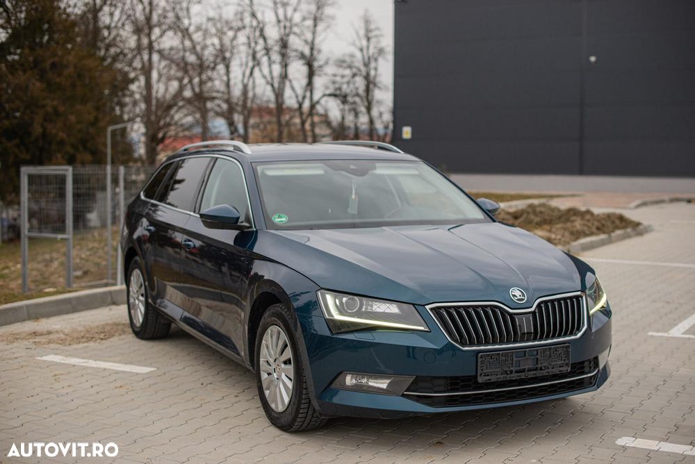 Skoda Superb 2019 photo 4