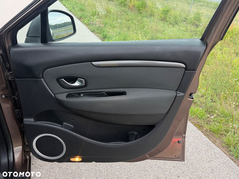 Renault Scenic Gr 1.9 dCi Luxe Expression - 17