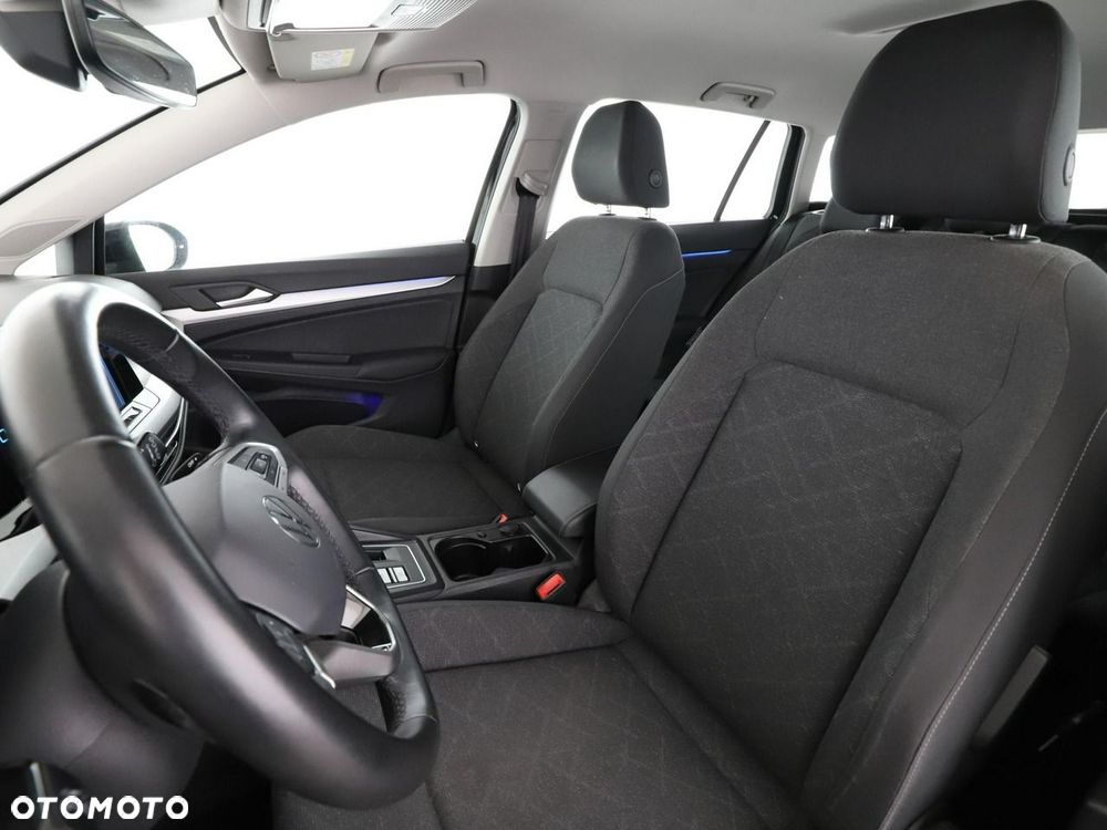Volkswagen Golf 1.5 eTSI Life DSG - 14