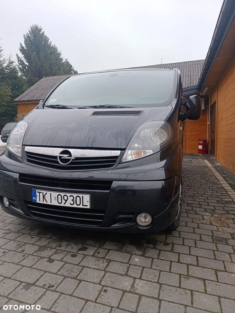 Opel Vivaro - 1