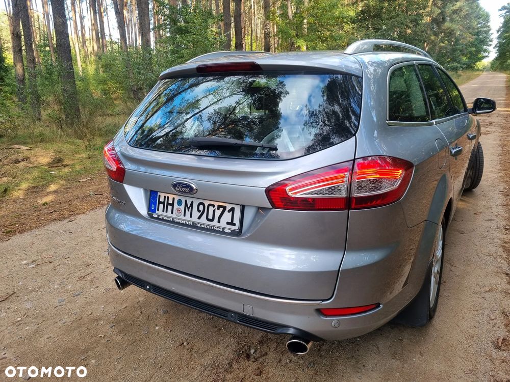 Ford Mondeo - 38