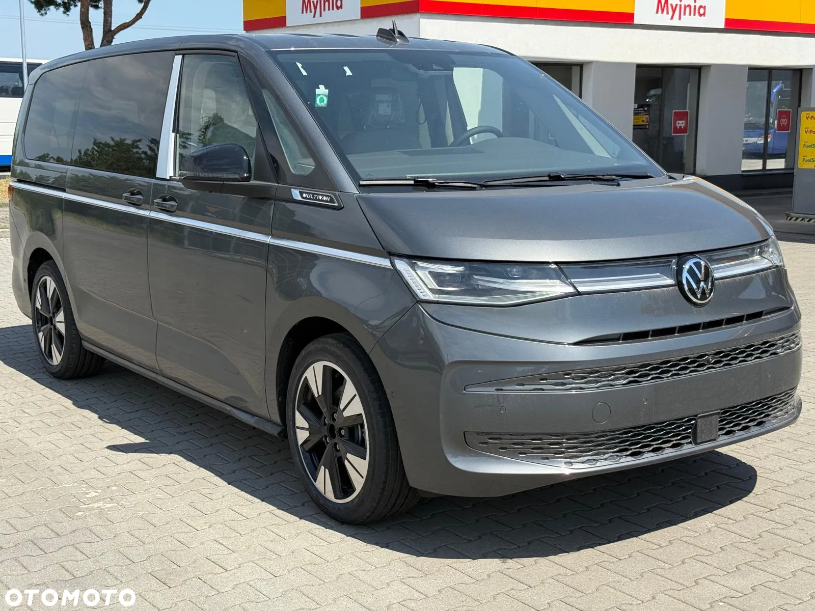 Volkswagen Multivan 2.0 TDI L2 Style DSG - 4