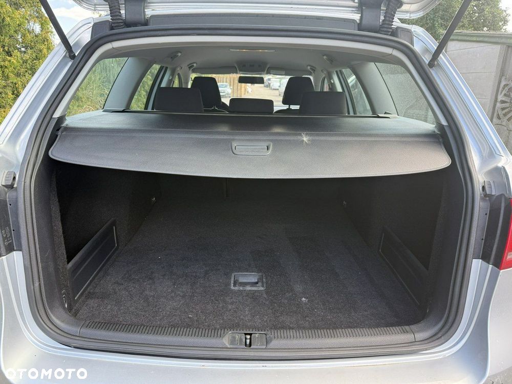 Volkswagen Passat Variant 1.6 TDI BlueMotion - 8