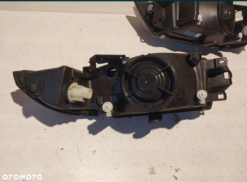 Mitsubishi carisma lift lampa przednia prawa lewa reflektor lewy prawy - 4