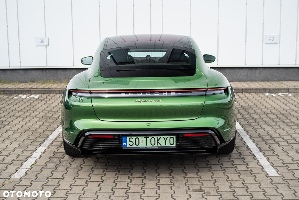 Porsche Taycan 4S Performance Plus - 4