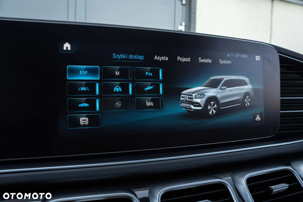 Mercedes-Benz GLS - 33