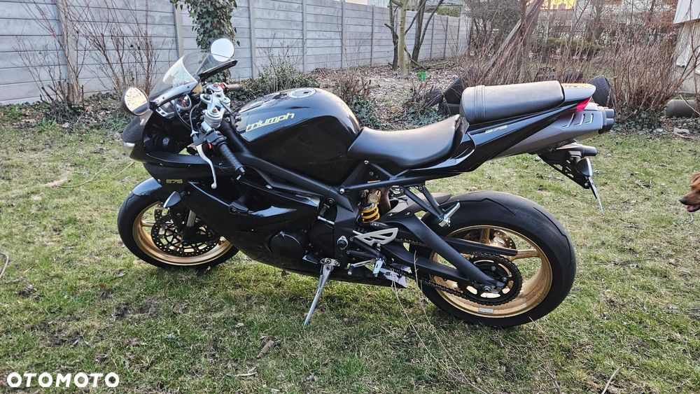 Triumph Daytona - 21