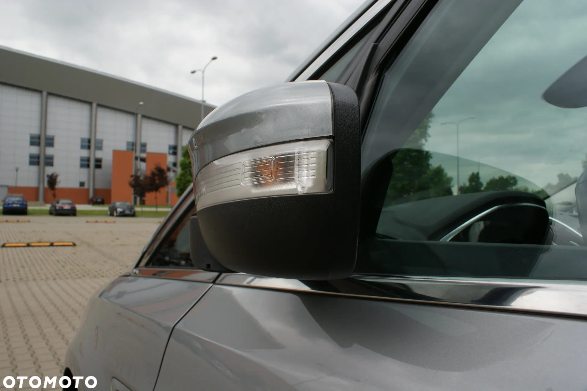 Ford S-Max 2.0 EcoBlue Titanium - 25