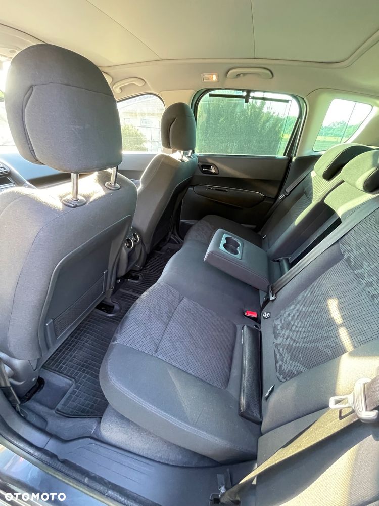 Peugeot 3008 - 11