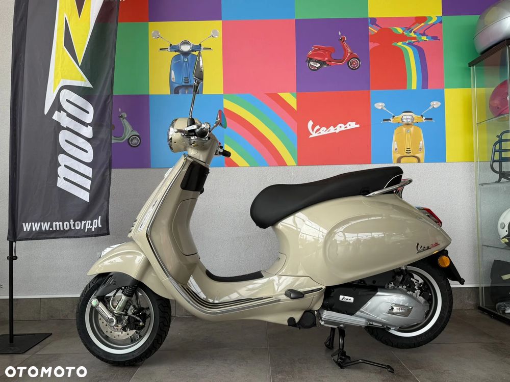 Vespa Primavera - 4