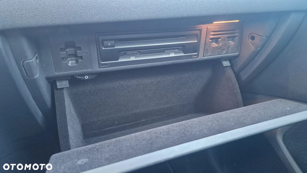 Volkswagen Golf Sportsvan SV 1.5 TSI ACT IQ Drive DSG - 18