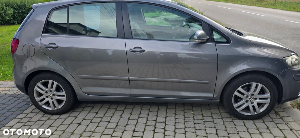 Volkswagen Golf - 2
